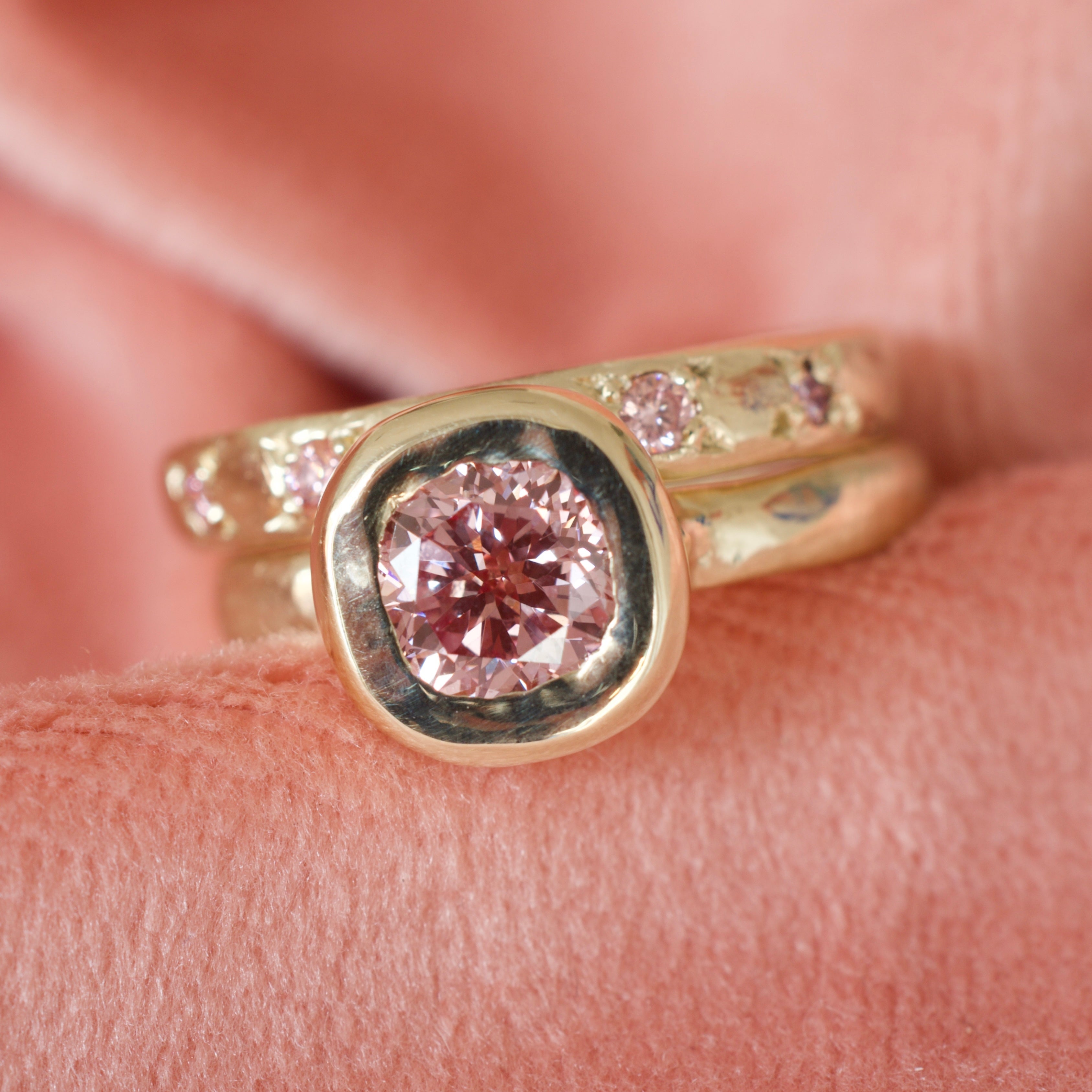 Spellbound Pink Diamond Scatter Band