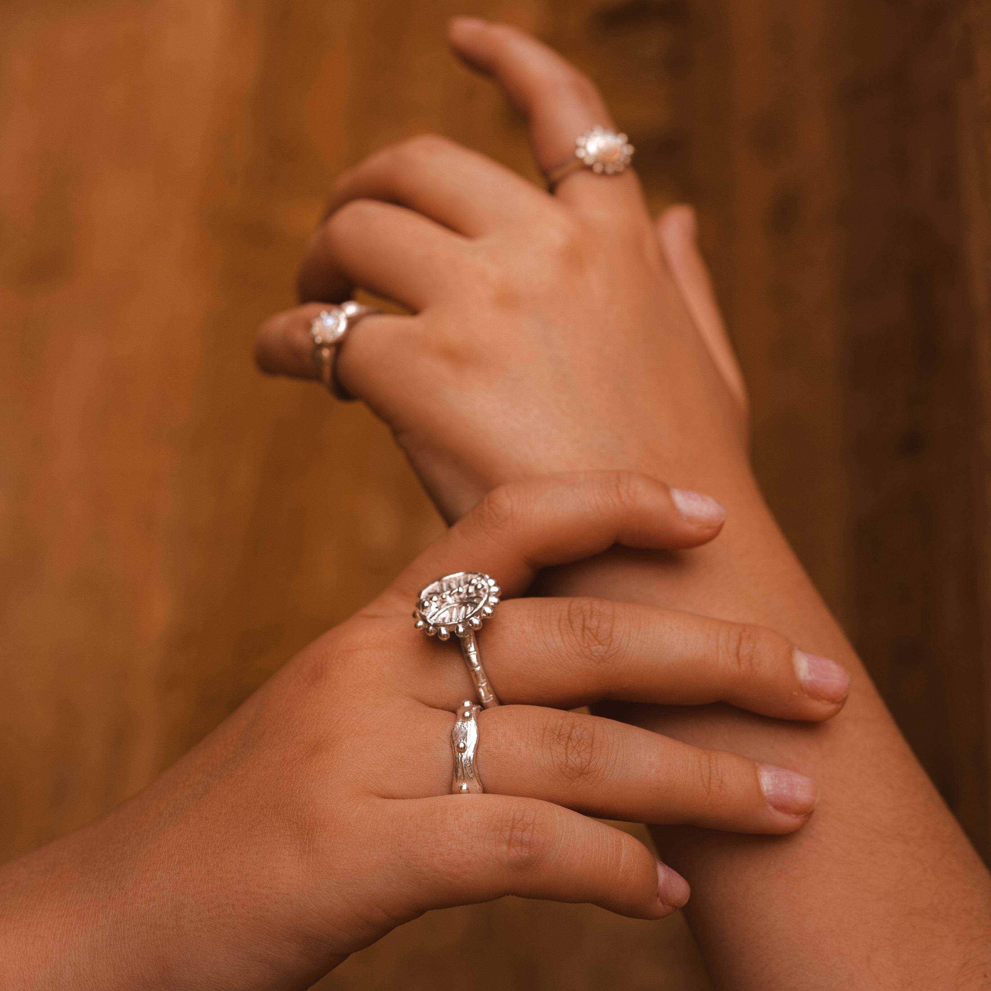 sundial ring
